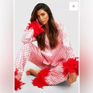 PREMIUM HEART FEATHER PAJAMAS